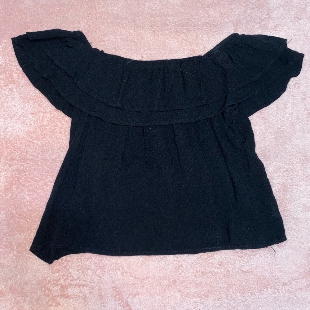 Off the shoulder ruffle top